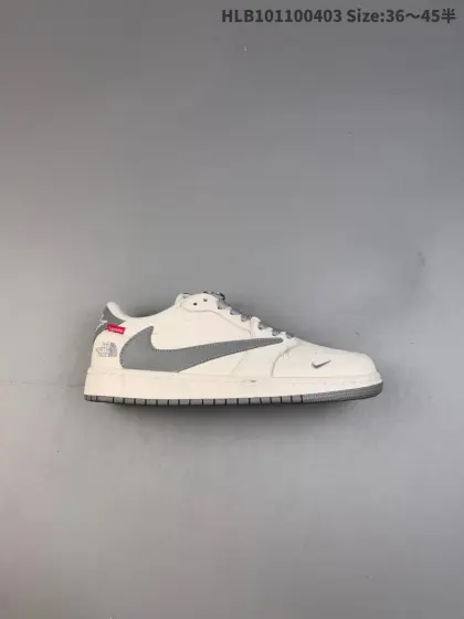 福利 Louis Vuitton x Nike Dunk SB Low 路易威登x 耐克 SB 低帮 LV联名米白蓝 鞋身以米白色作为主色调,鞋面采用米灰色麂皮打造,搭配白色皮革框架覆盖层,使鞋款十分百搭,鞋舌绣标上以LV标志呈现,鞋身两侧的Swoosh Logo和后跟饰片均采用蓝色并以银色描边点缀,鞋舌是网眼布材料,增强了透气性,整体十分百搭.后跟Nike字样以白色刺绣妆点,鞋头处侧边LV标志蓝色刺绣点缀,后跟印有Louisf Vuitton蓝色字样,彰显联名身份;最后以白色中底搭配蓝色外底完善整体设计收尾. 货号:LV6188-005 编码:HLB101100403 半